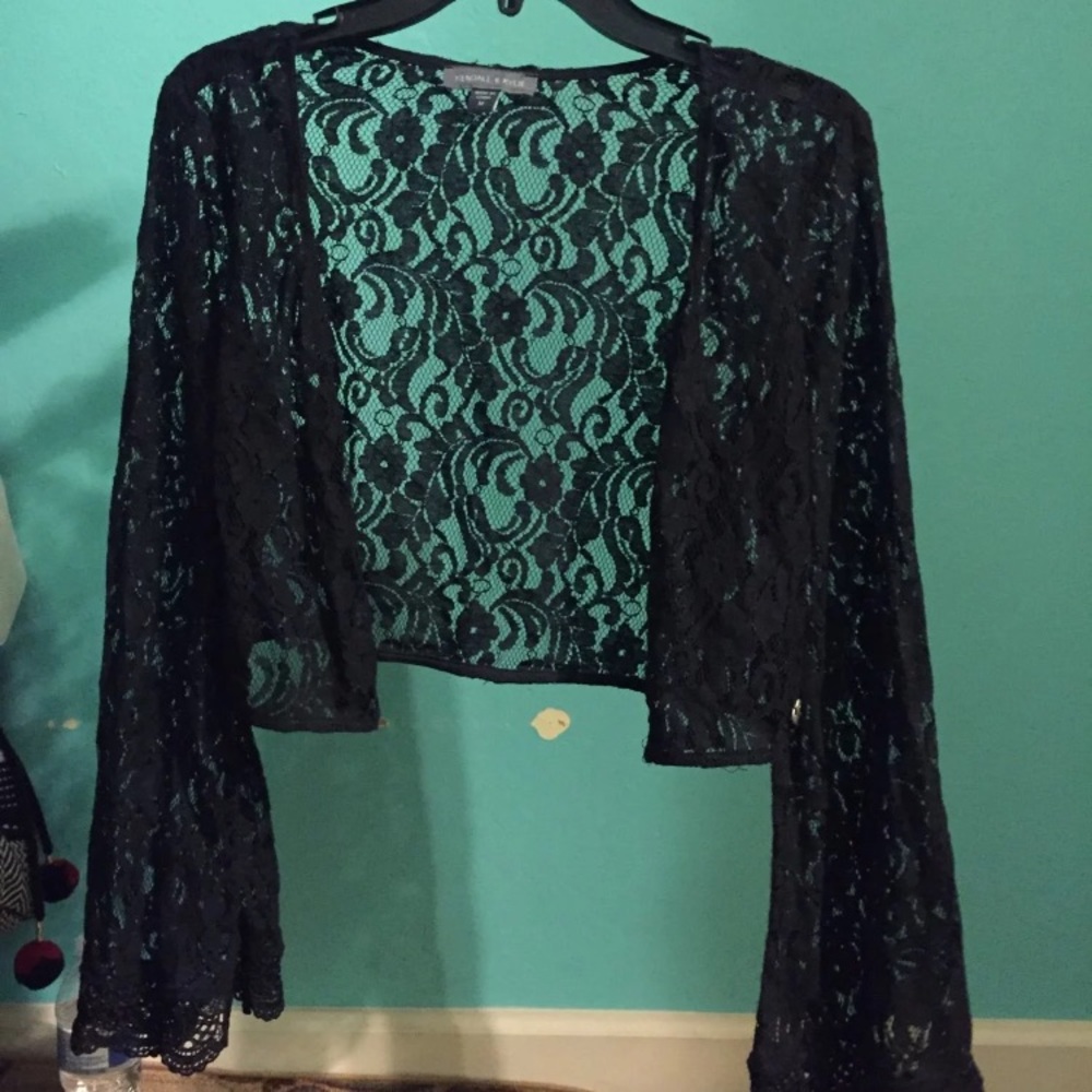 Kendall and Kylie Top